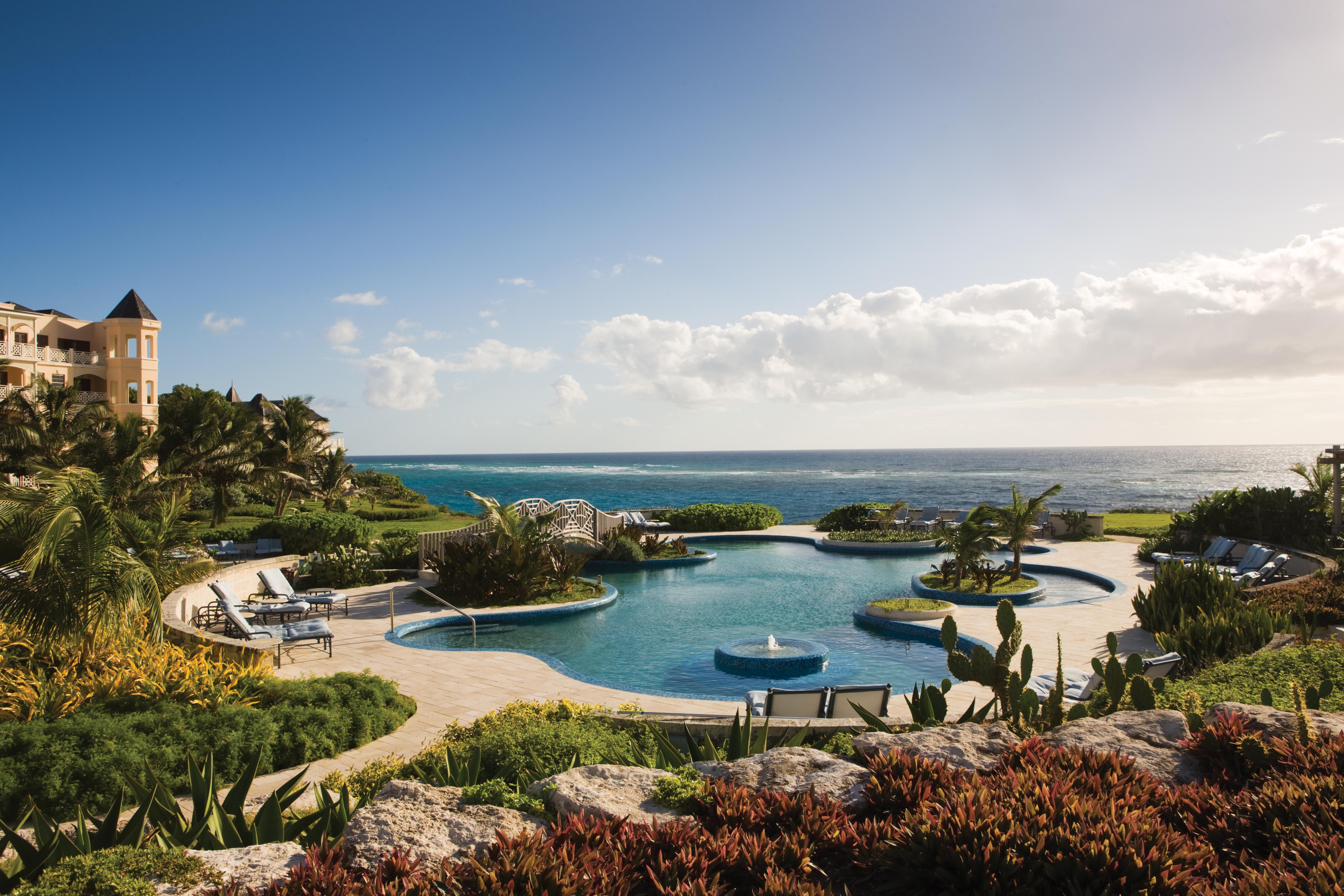 Resort The Crane Saint Philip